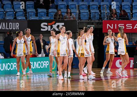11 mai 2024 ; Ken Rosewall Arena, Sydney, NSW, Australie : Suncorp Super Netball, Giants versus Sunshine Coast Lightning ; Lightning pendant l'échauffement Banque D'Images