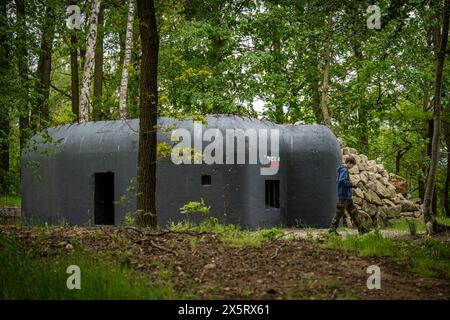 Liberec, République tchèque. 11 mai 2024. Forteresse militaire réparée, bunker de la seconde Guerre mondiale (an 1938) à Krasna Studanka près de Liberec, République tchèque, 11 mai 2024. Crédit : Radek Petrasek/CTK photo/Alamy Live News Banque D'Images