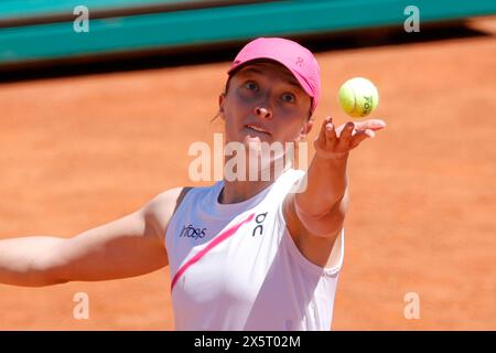 Rome, Latium, Italie. 11 mai 2024. IDA Sviate (POL) jouera lors de la manche du match 32 againstYulia Putintseva (KAZ) le sixième jour de l'Internazionali BNL D'Italia 2024 au Foro Italico le 11 mai 2024 à Rome, Italie. (Crédit image : © Ciro de Luca/ZUMA Press Wire) USAGE ÉDITORIAL SEULEMENT! Non destiné à UN USAGE commercial ! Banque D'Images