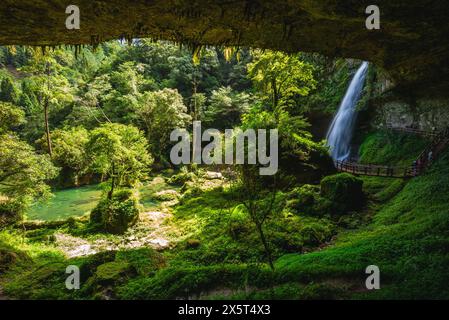 Paysage de la cascade de Sunglungyen à Shanlinshi, comté de Nantou à Taiwan Banque D'Images