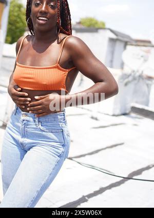 Portrait de femme élégante à l'extérieur Banque D'Images