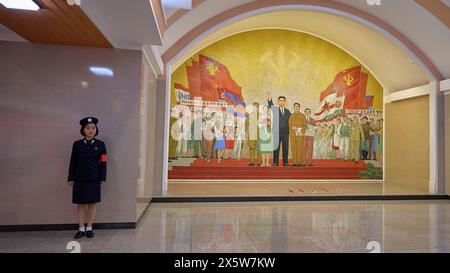 Intérieur des stations de métro Pyongyang Banque D'Images