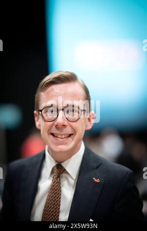 Philipp Amthor, CDU Grundsatzprogramm DEU, Deutschland, Allemagne, Berlin, 07.06.2024 Portrait Philipp Amthor , MDB der CDU , beim Parteitag mit der Diskussion zum neuen Grundsatzprogramm der CDU unter dem motto in Freiheit Leben Deutschland sicher in die Zukunft fuehren in Berlin Deutschland . Besonders Umstritten ist das Thema Leitkultur en : Portrait Philipp Amthor à la conférence du parti avec la discussion sur le nouveau programme de base Grundsatzprogramm sous le slogan Live in Freedom, mener l'Allemagne en toute sécurité dans l'avenir à Berlin Allemagne le sujet de la culture dominante est particulièrement controversé Banque D'Images