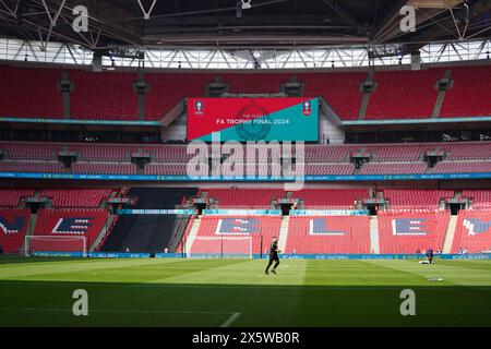 Londres, Royaume-Uni. 11 mai 2024. Vue générale du stade de Wembley avant la finale du trophée Gateshead FC vs Solihull Moors FC FA au stade de Wembley, Londres, Angleterre, Royaume-Uni le 11 mai 2024 Credit : Every second Media/Alamy Live News Banque D'Images