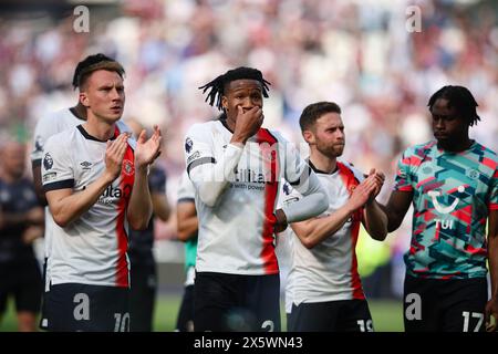 LONDRES, Royaume-Uni - 11 mai 2024 : départ pour Gabriel Osho de Luton Town après le match de premier League entre West Ham United FC et Luton Town FC au London Stadium (crédit : Craig Mercer/ Alamy Live News) Banque D'Images