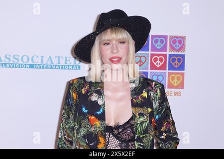 Los Angeles, États-Unis. 11 mai 2024. Natasha Bedingfield participe au gala Race to Erase MS 2024 au Fairmont Century Plaza le 10 mai 2024 à Los Angeles, Californie. Photo : Crash/imageSPACE/SIPA USA crédit : SIPA USA/Alamy Live News Banque D'Images