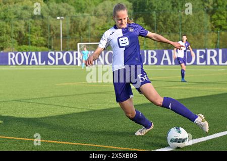 Anderlecht, Belgique. 11 mai 2024. Juliette Vidal (56 ans) d'Anderlecht photographiée lors d'un match de football féminin entre le RSC Anderlecht et les AA Gent Ladies le 8 ème jour des play offs de la saison 2023 - 2024 de la Super League belge Lotto Womens, le samedi 11 mai 2024 à Anderlecht, Belgique . Crédit : Sportpix/Alamy Live News Banque D'Images