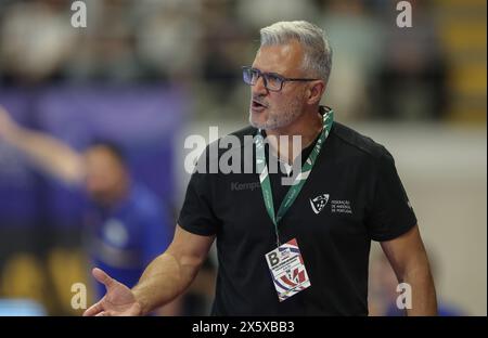 Guimarães, 09/05/2024 - A selecçaõ Nacional de Andebol AA de Portugal defrontou esta tarde no Pavilhão da Unidade Vimaranense a Seleção da Bósnia Herzgovina. Paulo Perei1a (Miguel Pereira/Global Imagens) crédit : Atlantico Press/Alamy Live News Banque D'Images