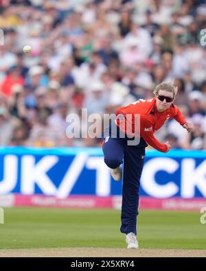 Edgbaston, Birmingham, Royaume-Uni. 11 mai 2024. 1st Vitality Womens T20 International, Angleterre contre Pakistan ; Charlie Dean of England in bowling action Credit : action plus Sports/Alamy Live News Banque D'Images