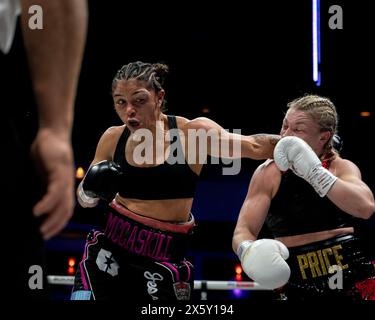 CARDIFF, ROYAUME-UNI. 11 mai 2024. Jessica McCaskill v Lauren Price MBE boxing match Fight for the WBA, IBO & Ring Magazine World Welterweight Titles le 11 mai 2024 dans l'Utilita Arena Cardiff Credit : Sashshots/Alamy Live News Banque D'Images