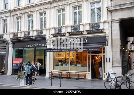 Covent Garden Londres, Amelia café et restaurant dans Bedford Street dans le centre-ville de Londres, Angleterre, Royaume-Uni, 2023 Banque D'Images
