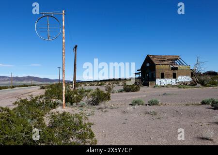 Les vestiges du motel Ludlow se trouvent le long d'une section de la route historique 66 à Ludlow, en Californie Banque D'Images