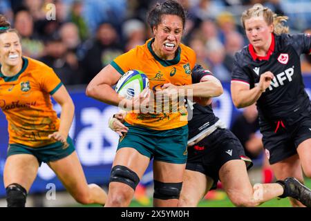 Sydney, Australie. 11 mai 2024. Siokapesi Palu, australien, est attaqué lors du match de la Pacific four Series 2024 entre les Wallaroos australiens et le Canada au Allianz Stadium le 11 mai 2024 à Sydney, Australie crédit : IOIO IMAGES/Alamy Live News Banque D'Images
