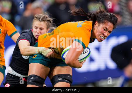 Sydney, Australie. 11 mai 2024. Siokapesi Palu, australien, est attaqué lors du match de la Pacific four Series 2024 entre les Wallaroos australiens et le Canada au Allianz Stadium le 11 mai 2024 à Sydney, Australie crédit : IOIO IMAGES/Alamy Live News Banque D'Images