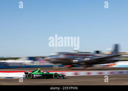 04 ARON Paul (est), Envision Racing, Jaguar I-type 6, action lors de l'ePrix de Berlin 2024, 7ème rencontre du Championnat du monde ABB FIA Formula E 2023-24, sur le circuit de Tempelhof Airport Street du 10 au 12 mai 2024 à Berlin, Allemagne - photo Clément Luck / DPPI Banque D'Images