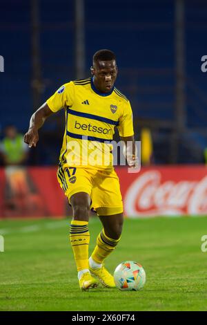 Luis Advincula - Sportivo Trinidense (1) v Club Atletico Boca Juniors (2) match, phase groupe (Groupe d) CONMEBOL Sudamericana 2024. Banque D'Images