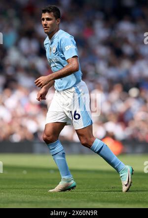 Londres, Royaume-Uni. 11 mai 2024. Rodri de Manchester City lors du match de premier League à Craven Cottage, Londres. Le crédit photo devrait se lire : Paul Terry/Sportimage crédit : Sportimage Ltd/Alamy Live News Banque D'Images