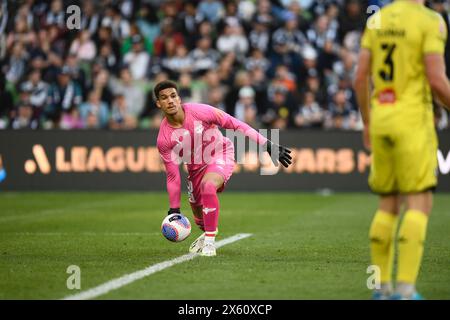 MELBOURNE, AUSTRALIE. 12 mai 2024. Sur la photo : Alex Paulsen (40), gardien de but Wellington Phoenix, en action lors des A Leagues Soccer, Melbourne Victory FC contre Wellington Phoenix FC demi-finale à l'AAMI Park de Melbourne. Crédit : Karl Phillipson/Alamy Live News Banque D'Images