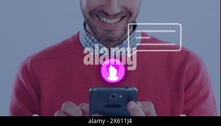 Image du profil de néon et de l'icône de message contre la section médiane d'un homme caucasien utilisant un smartphone Banque D'Images
