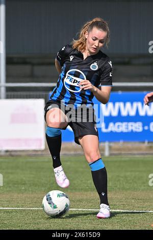 Aalter, Belgique. 11 mai 2024. Ange Kerkhove (13 ans) du Club YLA photographié lors d'un match de football féminin entre le Club Brugge Dames YLA et les KRC Genk Ladies le 8ème jour de match en play-off 1 de la saison 2023 - 2024 de la Super League belge des femmes du loto, le samedi 11 mai 2024 à Aalter, BELGIQUE . Crédit : Sportpix/Alamy Live News Banque D'Images