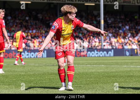 Deventer, pays-Bas. 12 mai 2024. DEVENTER, PAYS-BAS - 12 MAI : Soren Tengstedt de Go Ahead Eagles pointant lors du match néerlandais Eredivisie entre Go Ahead Eagles et AZ à de Adelaarshorst le 12 mai 2024 à Deventer, pays-Bas. (Photo de Henny Meyerink/BSR Agency) crédit : BSR Agency/Alamy Live News Banque D'Images