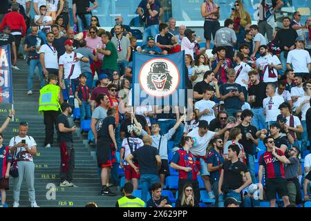 Naples, Italie. 11 mai 2024. Les supporters du Bologna FC lors du match de Serie A entre la SSC Napoli et le Bologna FC au Stadio Diego Armando Maradona Naples Italie le 11 mai 2024. Crédit:Franco Romano/Alamy Live News Banque D'Images