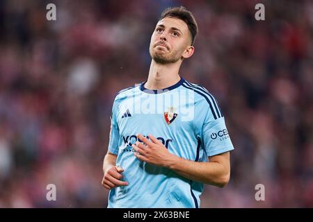 Raul Garcia d'Athletic Club regarde pendant le match LaLiga EA Sports entre Athletic Club et CA Osasuna au San Mames Stadium le 11 mai 2024 en B. Banque D'Images