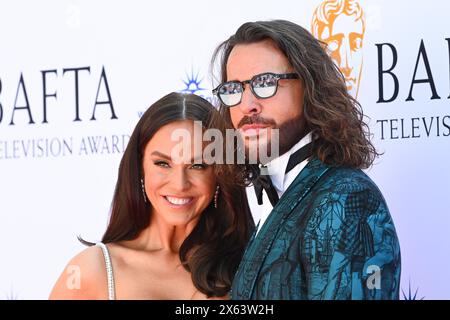 Londres, Royaume-Uni. 12 mai 2024. Vicky Pattison et Pete Wicks présents aux BAFTA TV Awards 2024, au Royal Festival Hall de Londres. Le crédit photo devrait se lire : Matt Crossick/Alamy Live News Banque D'Images