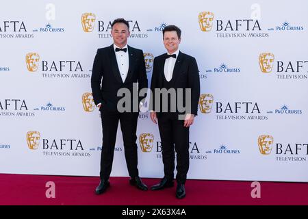 Londres, Royaume-Uni. 12 mai 2024. LONDRES, ROYAUME-UNI - 12 MAI 2024 : Ant McPartlin et Declan Donnelly assistent aux BAFTA Television Awards avec P&O Cruises au Royal Festival Hall de Londres, Royaume-Uni, le 12 mai 2024. (Photo de Wiktor Szymanowicz/NurPhoto) crédit : NurPhoto SRL/Alamy Live News Banque D'Images