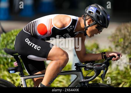 Yokohama, Japon. 11 mai 2024. Hideki UDA (JPN), 11 mai 2024 - Triathlon : PTS4 masculin au parc Yamashita lors de la World Triathlon para Series Yokohama 2024 à Yokohama, Japon. Crédit : SportsPressJP/AFLO/Alamy Live News Banque D'Images