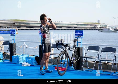 Yokohama, Japon. 11 mai 2024. Hideki UDA (JPN), 11 mai 2024 - Triathlon : PTS4 masculin au parc Yamashita lors de la World Triathlon para Series Yokohama 2024 à Yokohama, Japon. Crédit : SportsPressJP/AFLO/Alamy Live News Banque D'Images