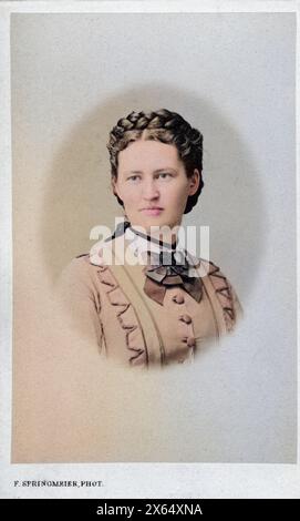 People, Women, Woman, photo de F. Springmeier, Elberfeld, carte-de-visite, circa 1900, ADDITIONAL-RIGHTS-CLEARANCE-INFO-NOT-AVAILABLE Banque D'Images