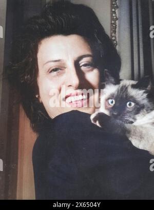 Magnani, Anna, 7.3.1908 - 26.9,1973, actrice italienne, portrait, AVEC CAT, AUTORISATION-DROITS-SUPPLÉMENTAIRE-INFO-NON-DISPONIBLE Banque D'Images