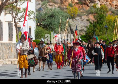 PADULES, ESPAGNE - 11 MAI 2024 reconstitution de faits historiques concernant la recréation de la paix des Alpujarras de 1570 par les habitants du t Banque D'Images