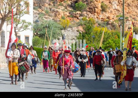 PADULES, ESPAGNE - 11 MAI 2024 reconstitution de faits historiques concernant la recréation de la paix des Alpujarras de 1570 par les habitants du t Banque D'Images