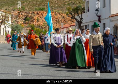 PADULES, ESPAGNE - 11 MAI 2024 reconstitution de faits historiques concernant la recréation de la paix des Alpujarras de 1570 par les habitants du t Banque D'Images