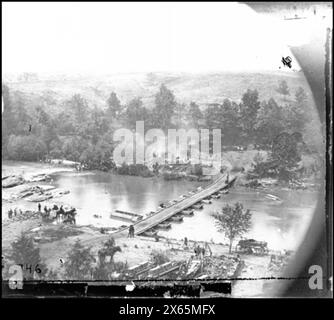 Jericho Mills, Virginie Pont ponton en toile à travers le North Anna, construit par le 50th New York Engineers ; le 5th corps sous les ordres du Gen. Gouverneur K. Warren traversé ici le 23d. Vue de la rive nord, photographies de la guerre de Sécession 1861-1865 Banque D'Images