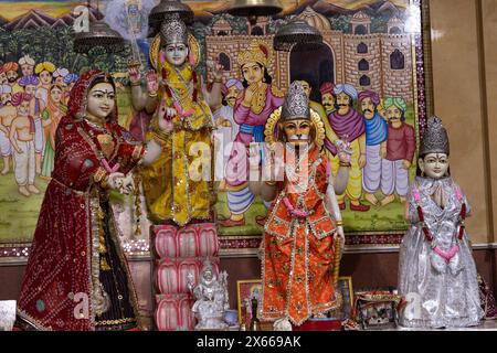 idoles du dieu hindou au temple d'une perspective unique Banque D'Images