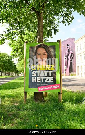 Vienne, Autriche. 13 mai 2024. Les affiches des Verts pour les élections européennes de 2024 avec la première candidate verte Lena Schilling Banque D'Images