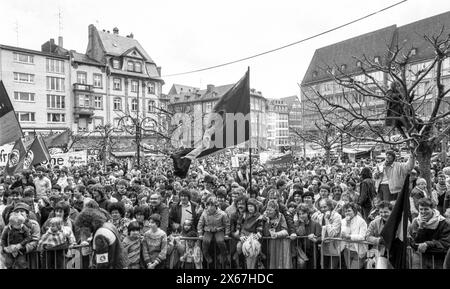 Manifestation nationale de paix à Bonn avec une large participation Fulda, bannières Banque D'Images