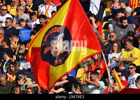 Lecce, Italie. 13 mai 2024. Supporters et supporters DES US Lecce lors du match de football Serie A TIM entre les US Lecce et Udinese Calcio 1896 au stade via del Mare à Lecce, Italie, lundi 13 mai 2024. (Crédit image : &#xa9 ; Giovanni Evangelista/LaPresse) crédit : LaPresse/Alamy Live News Banque D'Images