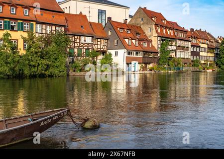 Petite Venise, anciennes maisons de pêcheurs et bateliers sur le Regnitz, vieille ville de Bamberg, haute-Franconie, Bavière, Allemagne, Europe Banque D'Images