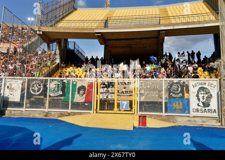 Lecce, Italie. 13 mai 2024. Supporters d'Udinese Calcio lors de l'US Lecce vs Udinese Calcio, match de football italien Serie A à Lecce, Italie, 13 mai 2024 crédit : Agence photo indépendante/Alamy Live News Banque D'Images