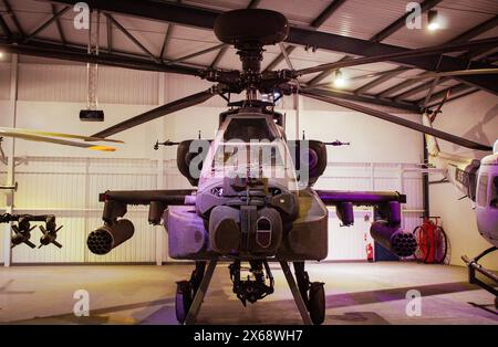 Westland Apache AH Mk1 ZJ224 maintenant exposé au Musée de l'aviation de l'armée Banque D'Images