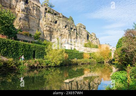 Luxembourg ville (Luxembourg, Letzebuerg), rocher Bock, rivière Alzette au Luxembourg Banque D'Images