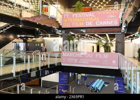 13 mai 2024, Cannes, Côte D'azur, France : 77e Festival annuel de Cannes à Cannes, France (image crédit : © Mickael Chavet/ZUMA Press Wire) USAGE ÉDITORIAL SEULEMENT! Non destiné à UN USAGE commercial ! Banque D'Images