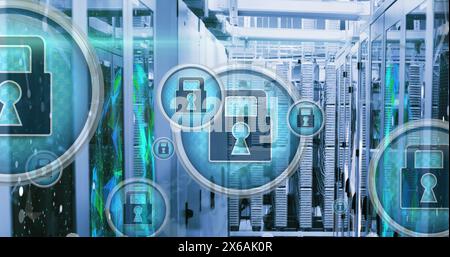Image de plusieurs icônes de cadenas de sécurité flottant contre le traitement des données dans la salle des serveurs Banque D'Images
