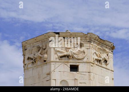 Sculptures des divinités du vent sur la Tour des vents, ou Horologion d'Andronikos Kyrrhestes, un ancien clocher Banque D'Images