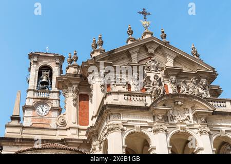 Église de Santo Stefano Protomartire dans le centre de l'ancien village Appiano Gentile, province de Côme, Lombardie, Italie Banque D'Images