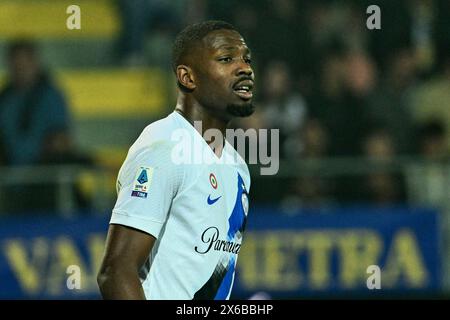 Marcus Thuram du FC Internazionale regarde pendant le match de Serie A entre Frosinone Calcio et le FC Internazionale au Stadio Benito Stirpe Frosinone Banque D'Images